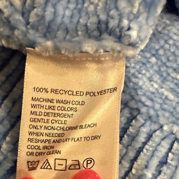 Tommy Bahama Sky Blue V-Neck Sweater NWOT!!​ - Picture 7 of 7